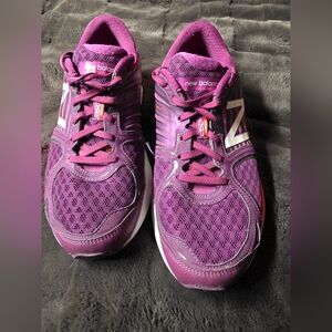 New Balance 1260v5 running shoes Women Size 11